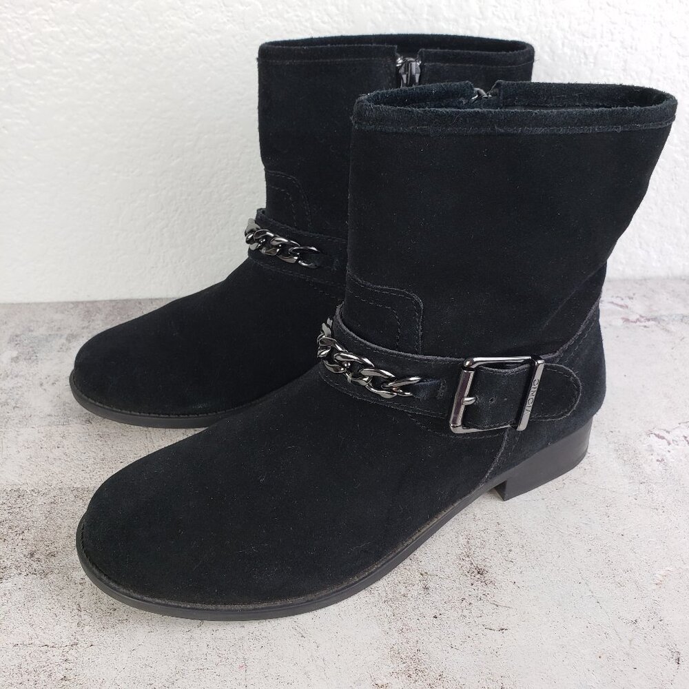 Vionic Cresent Ankle Moto Boots Size 7.5 Black Suede Leather Chain Hardware